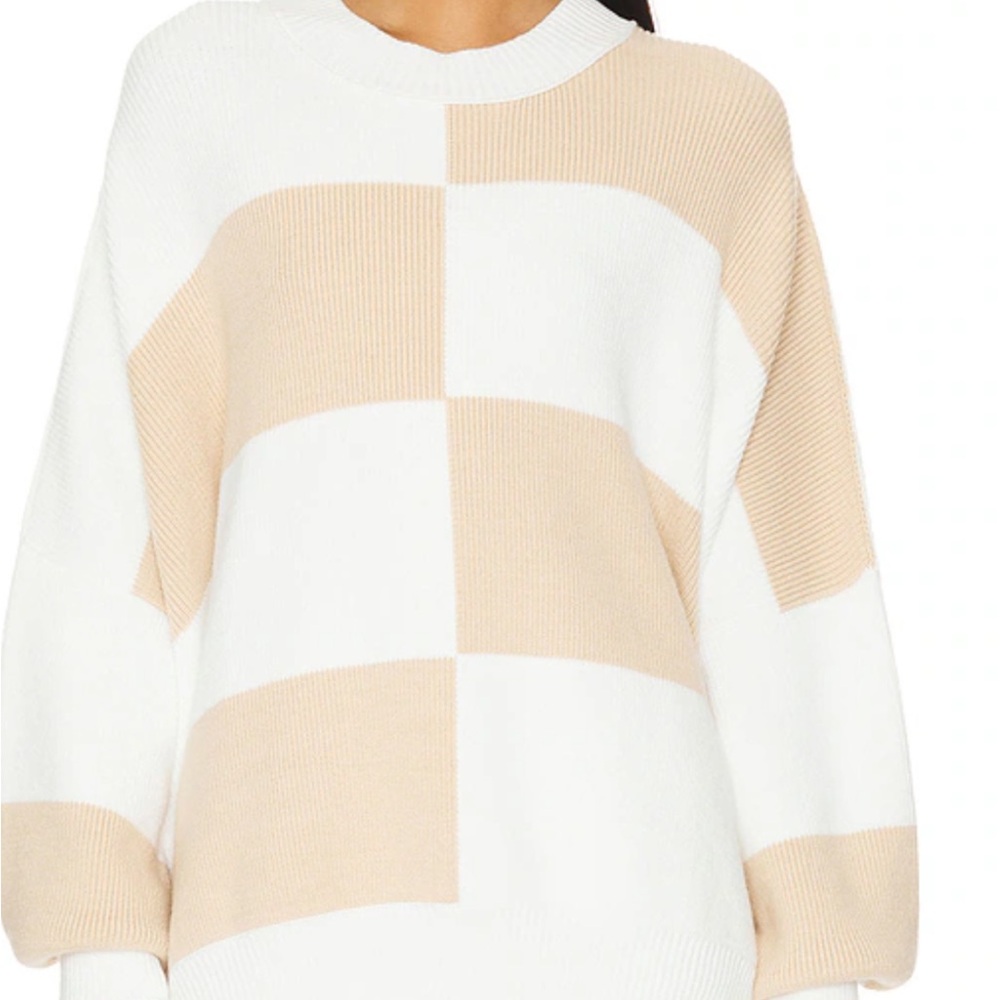 Free People brand new over sized Tunic white and tan checkers